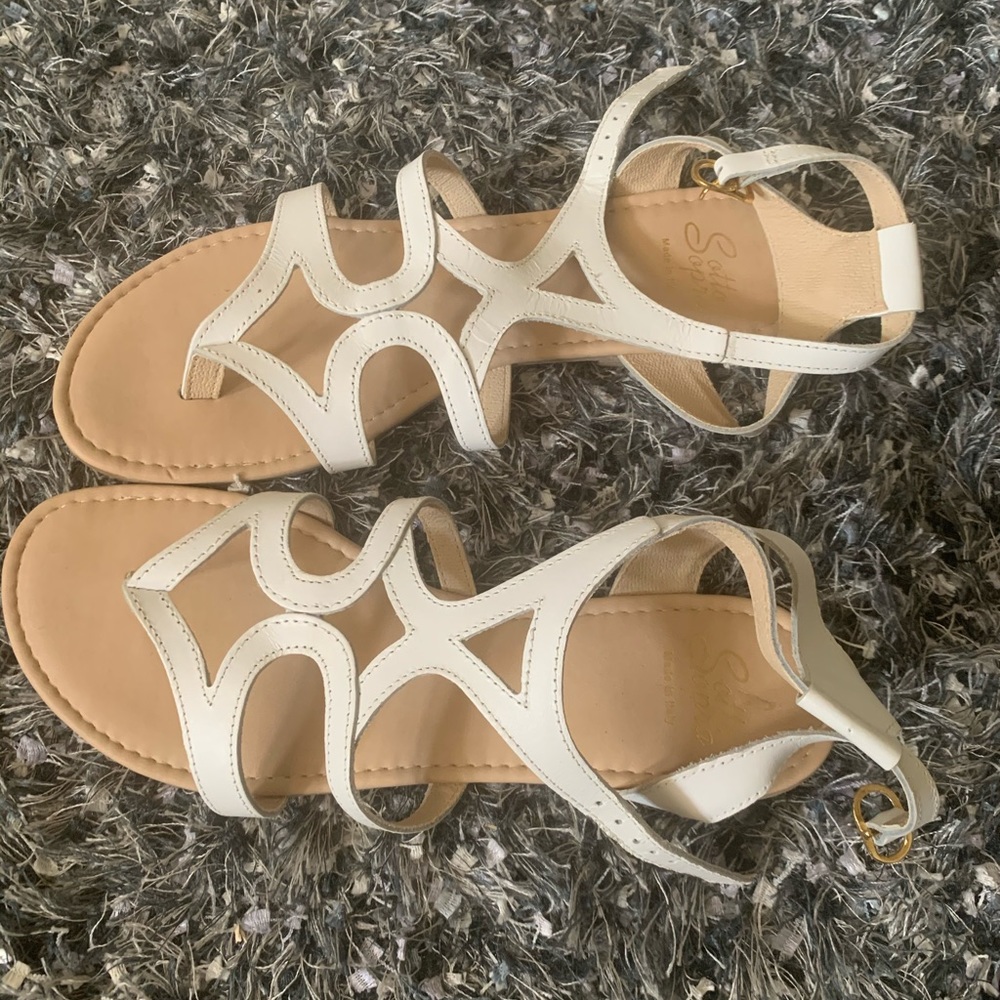 Strappy leather sandles NWOT